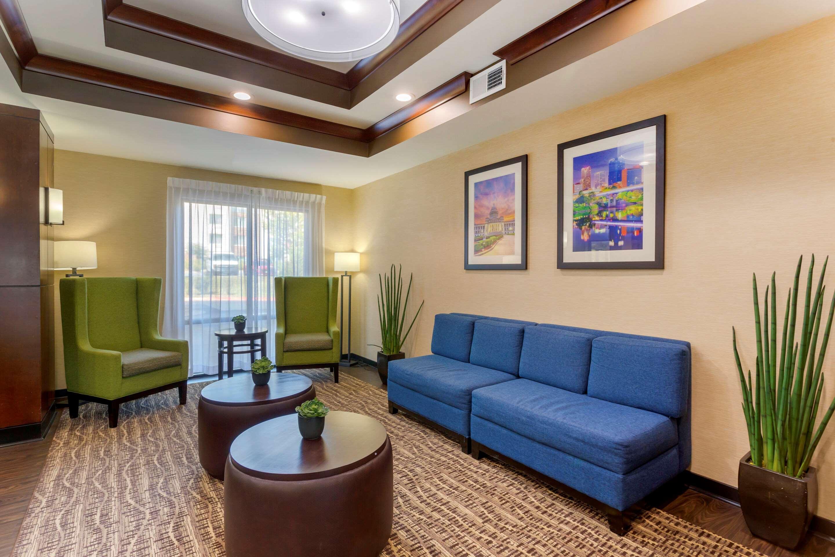 Comfort Suites Little Rock West Exterior foto